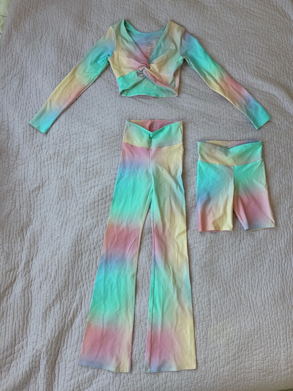 Alpine Butterfly Pastel Ombre 3 Piece Activewear Set